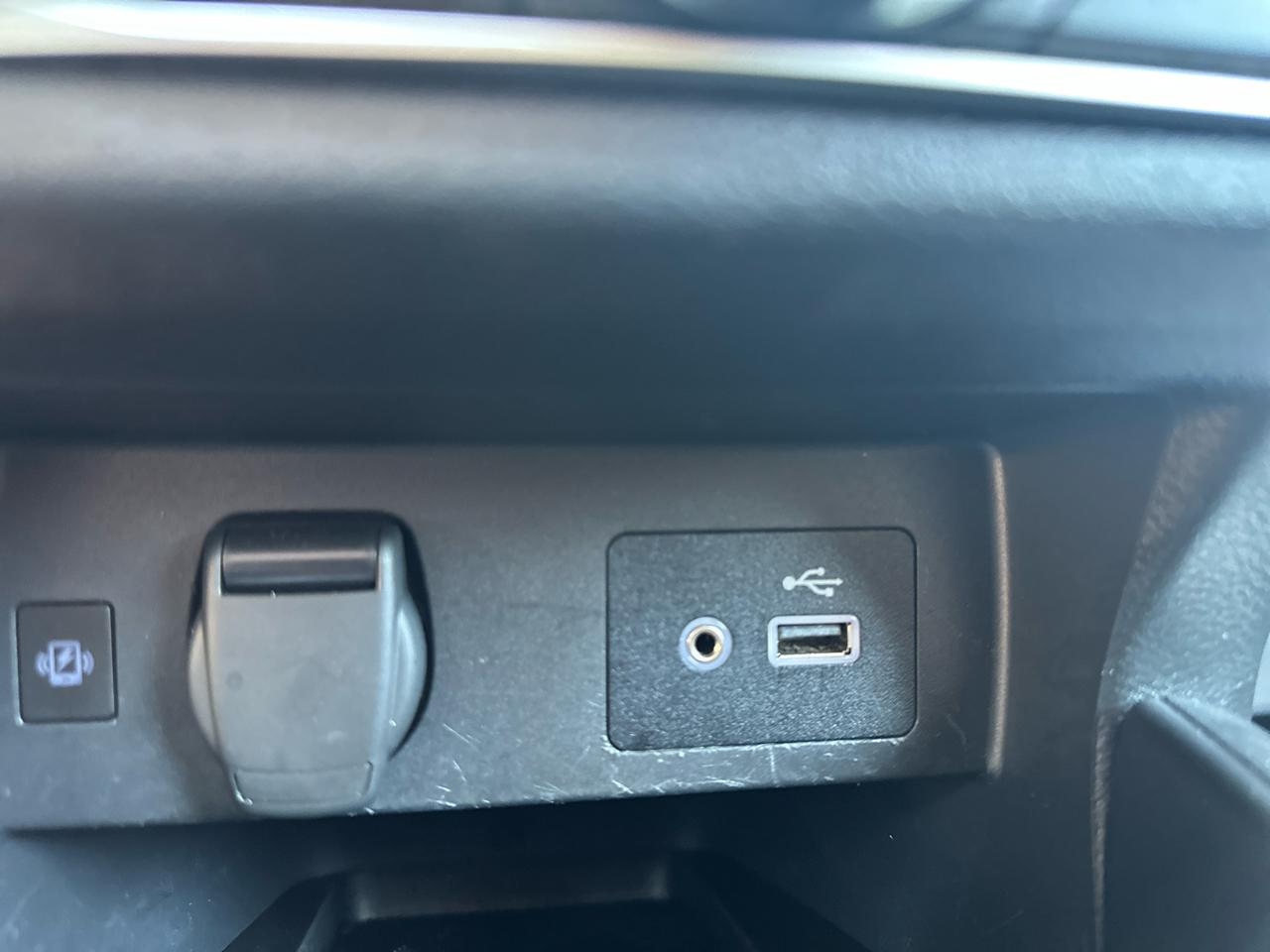 Nissan Versa SV CVT 2025