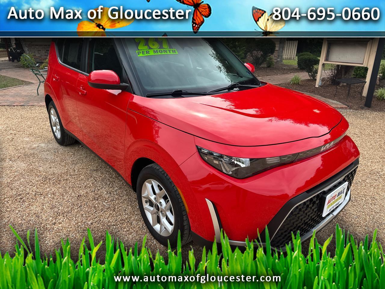 2024 Kia Soul LX IVT