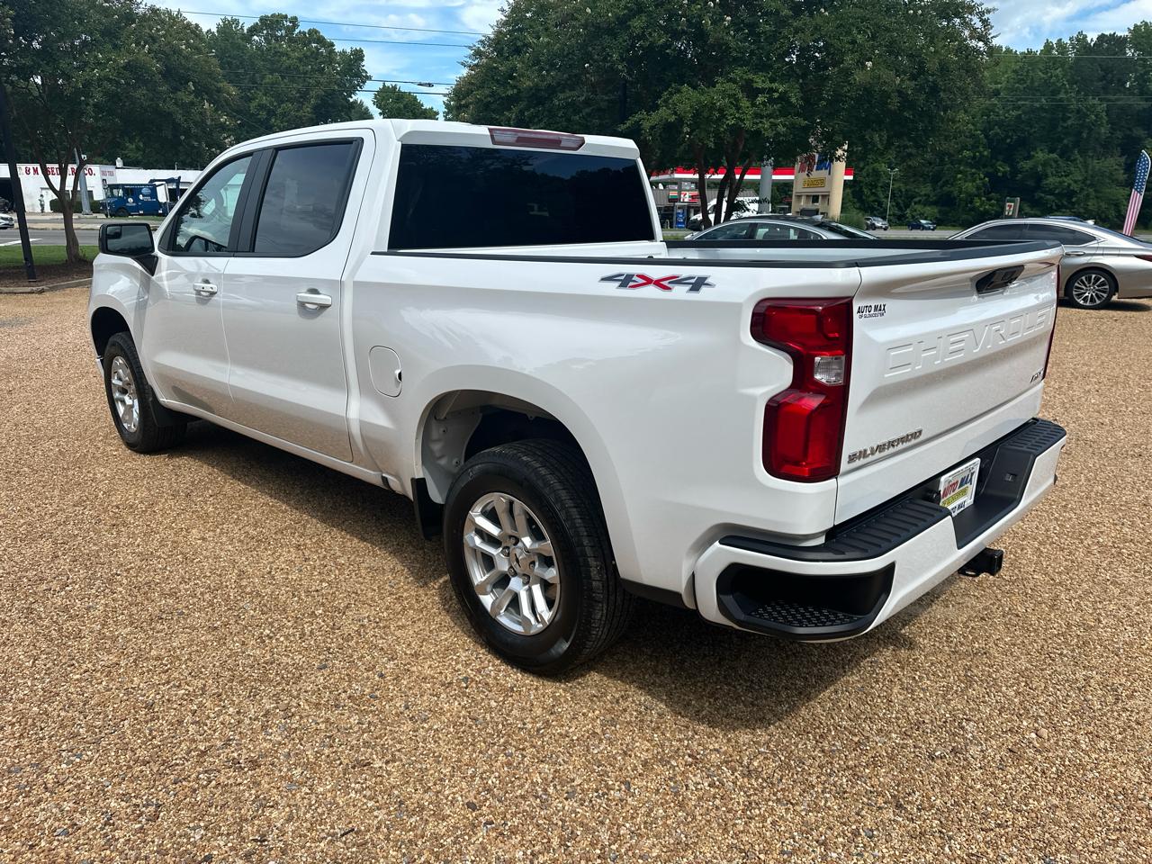 Chevrolet Silverado 1500 4WD Crew Cab 147" RST 2026