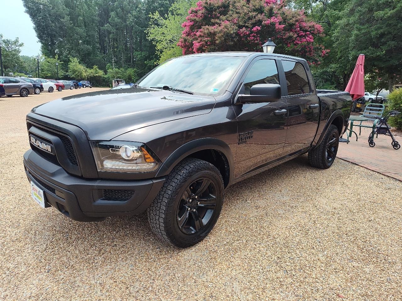 RAM 1500 Classic Warlock 4x4 Crew Cab 5'7" Box 2024