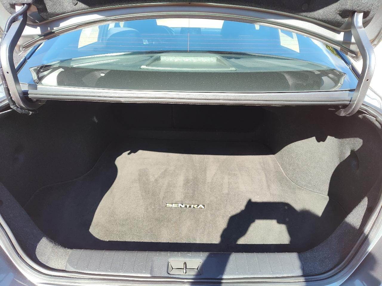 Nissan Sentra SV CVT 2024