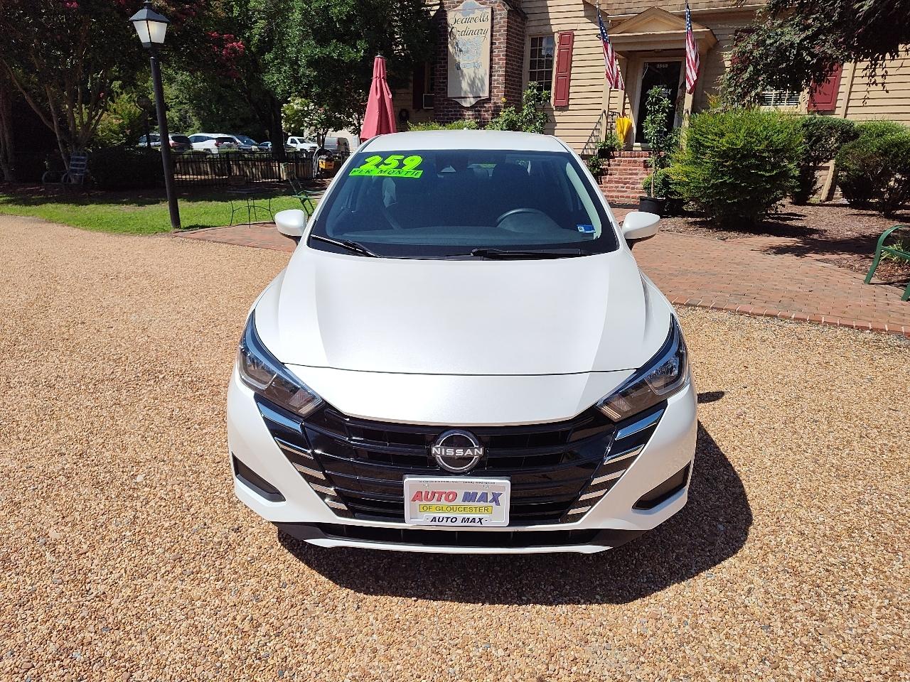 Nissan Versa SV CVT 2024