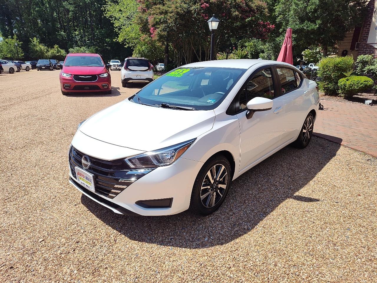 Nissan Versa SV CVT 2024