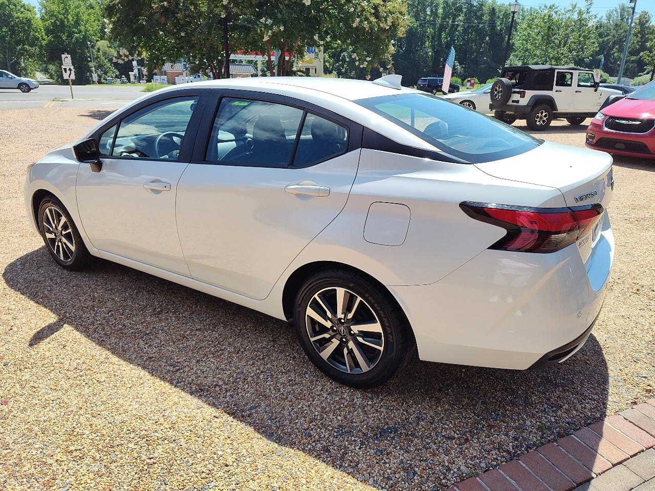 Nissan Versa SV CVT 2024