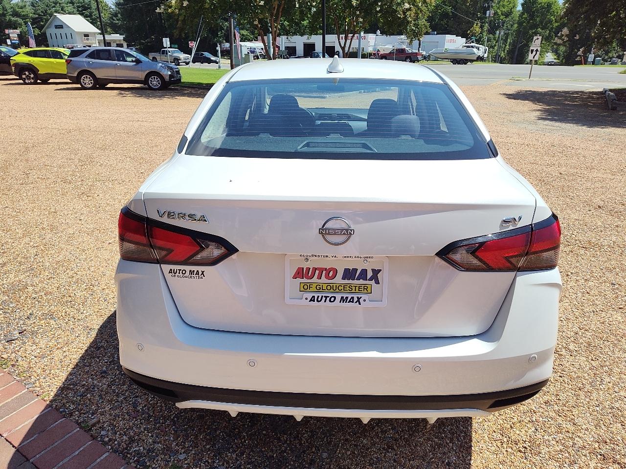 Nissan Versa SV CVT 2024