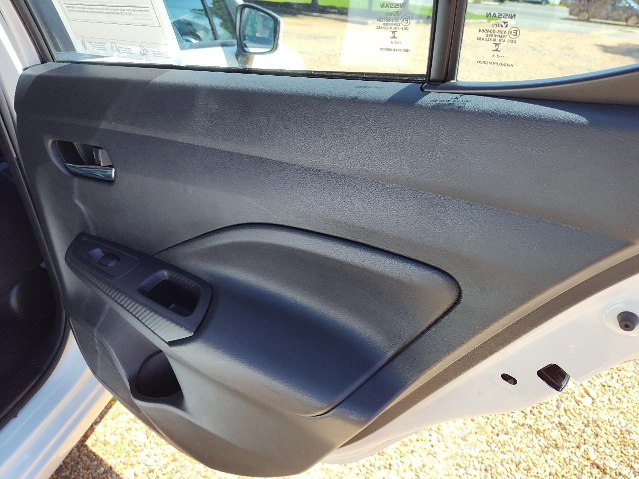 Nissan Versa SV CVT 2024