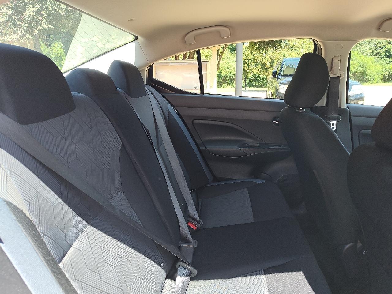 Nissan Versa SV CVT 2024
