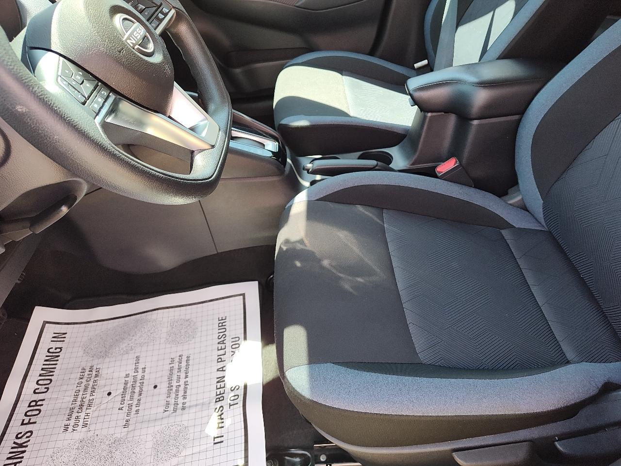 Nissan Versa SV CVT 2024