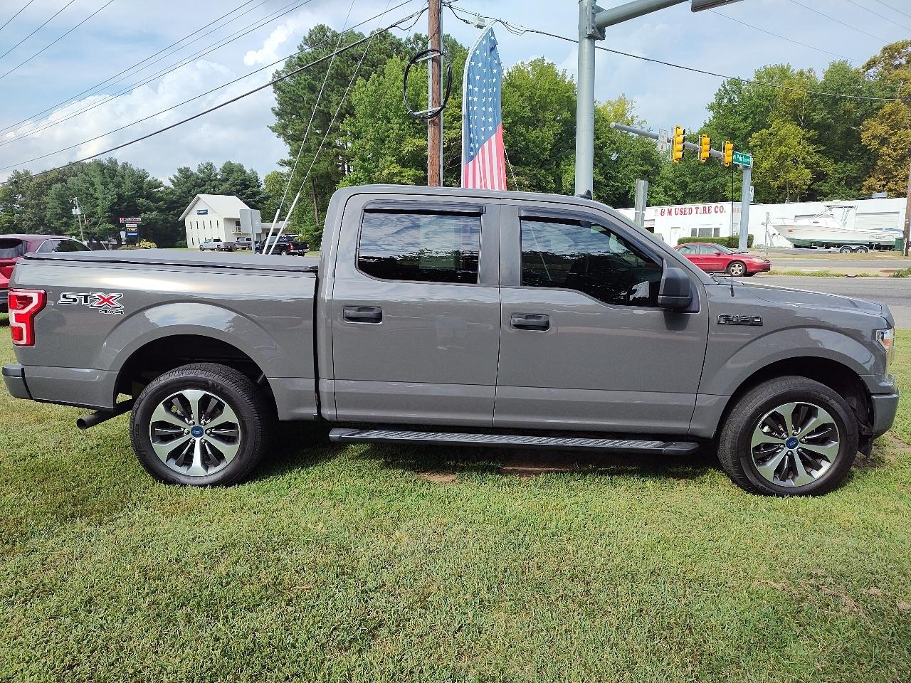 Ford F-150 4WD SuperCrew 145" STX 2020