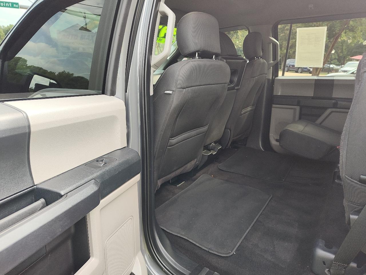 Ford F-150 4WD SuperCrew 145" STX 2020