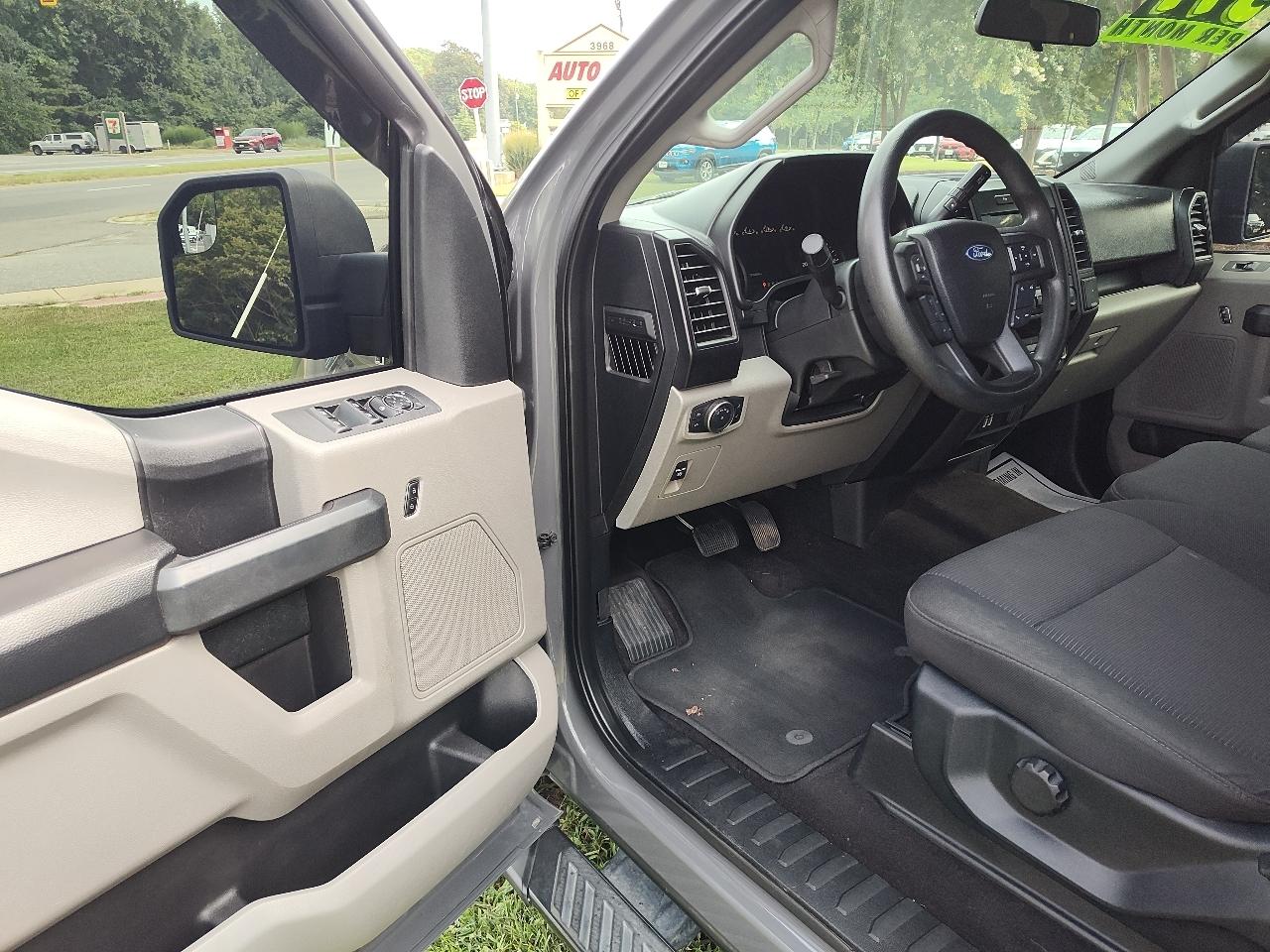Ford F-150 4WD SuperCrew 145" STX 2020