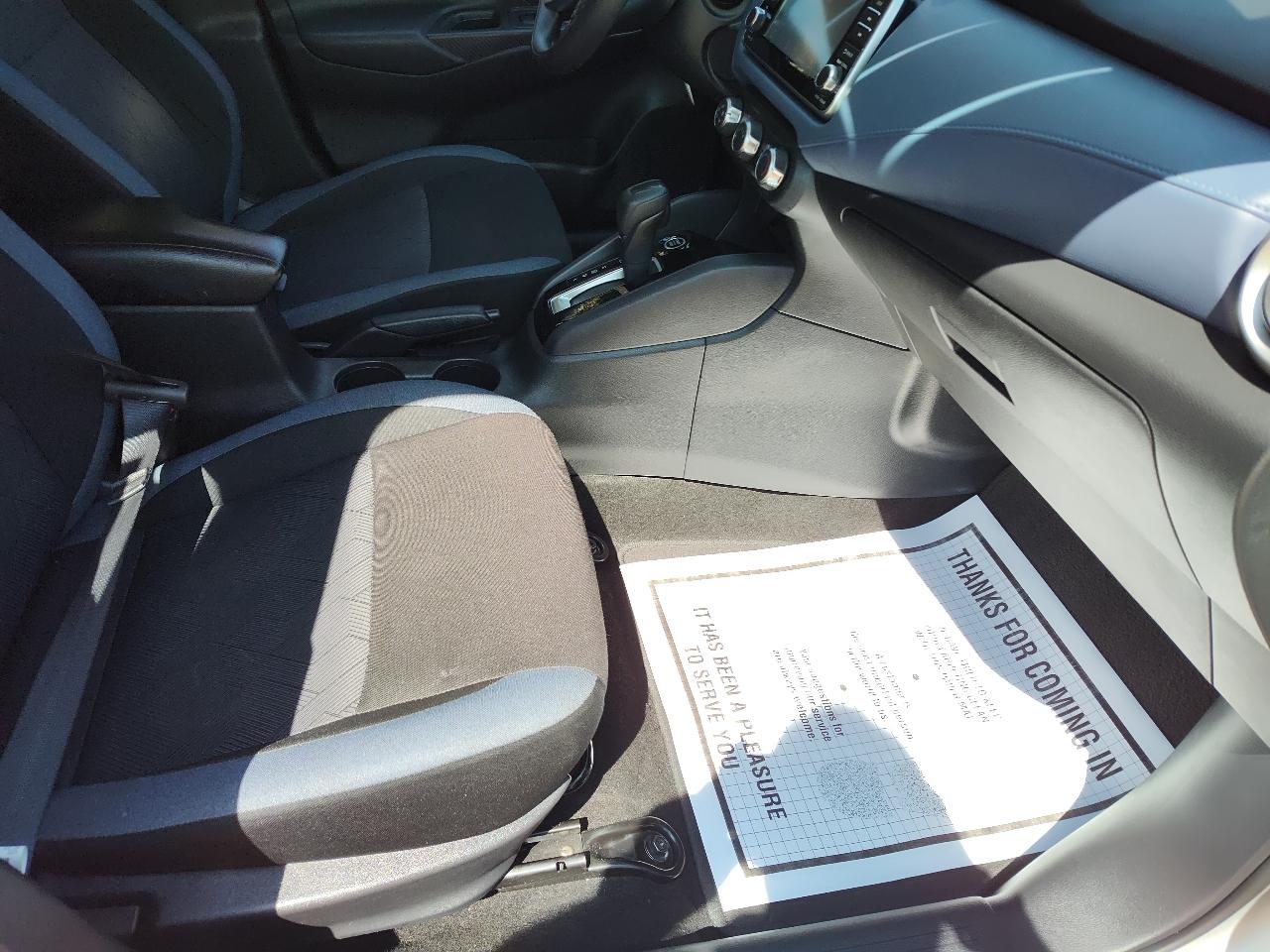 Nissan Versa SV CVT 2024