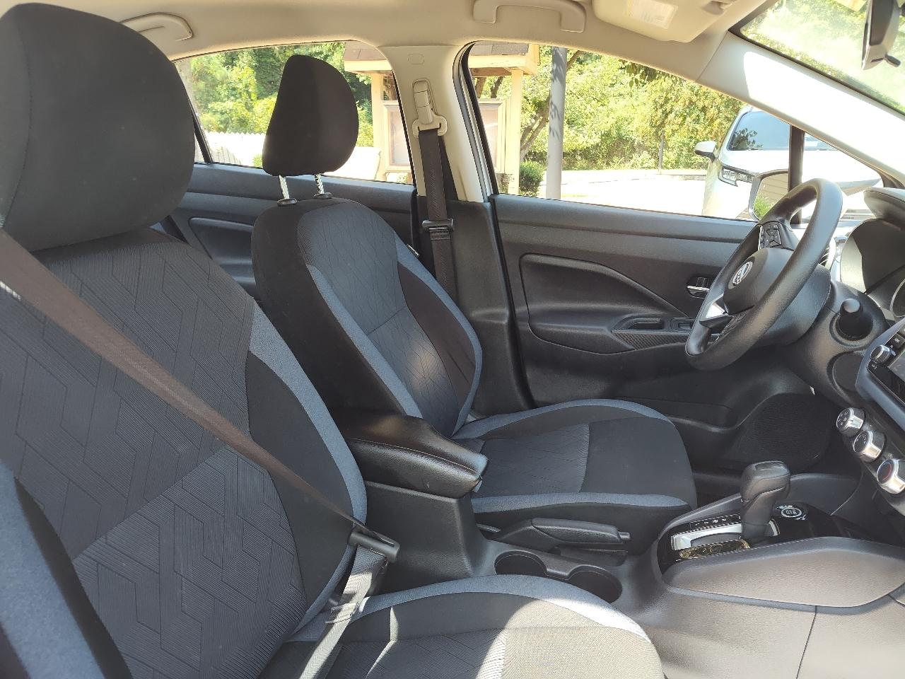Nissan Versa SV CVT 2024