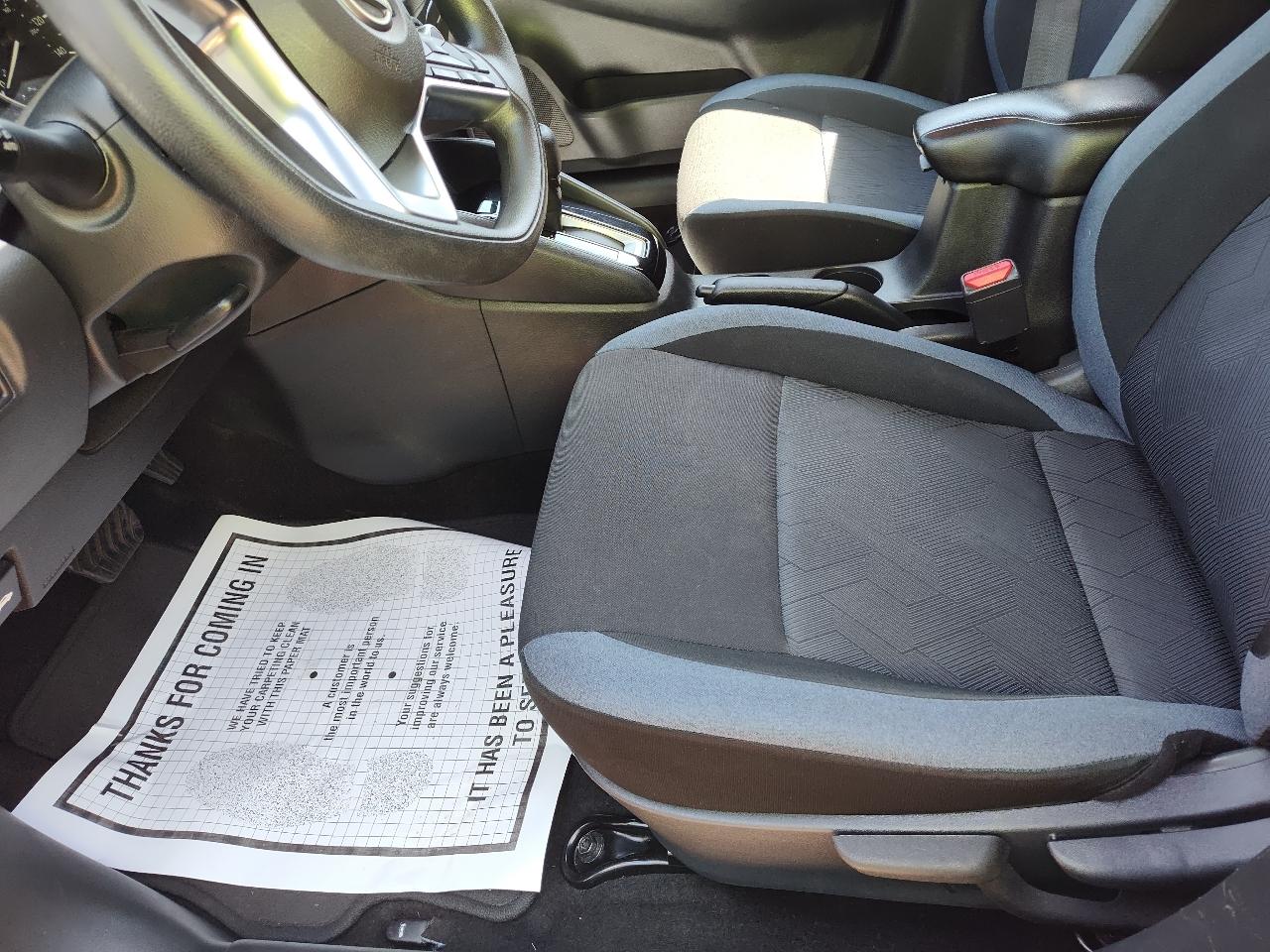 Nissan Versa SV CVT 2024