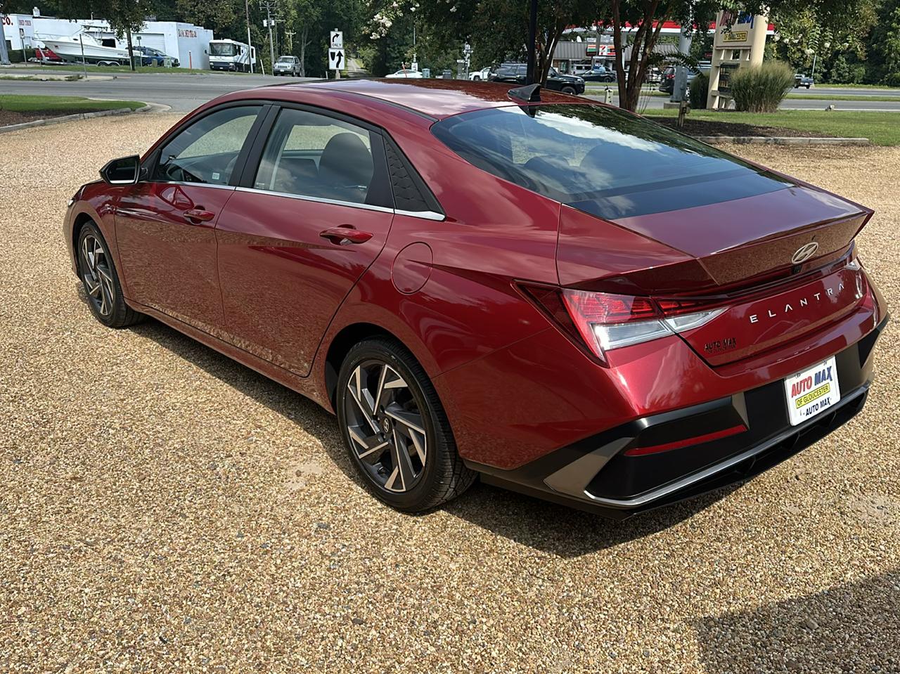 Hyundai Elantra SEL Convenience IVT 2025