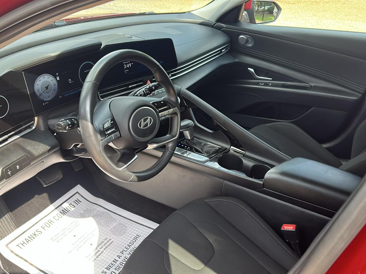 Hyundai Elantra SEL Convenience IVT 2025
