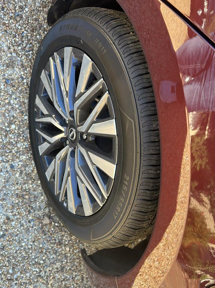 Nissan Altima 2.5 SV Sedan 2024