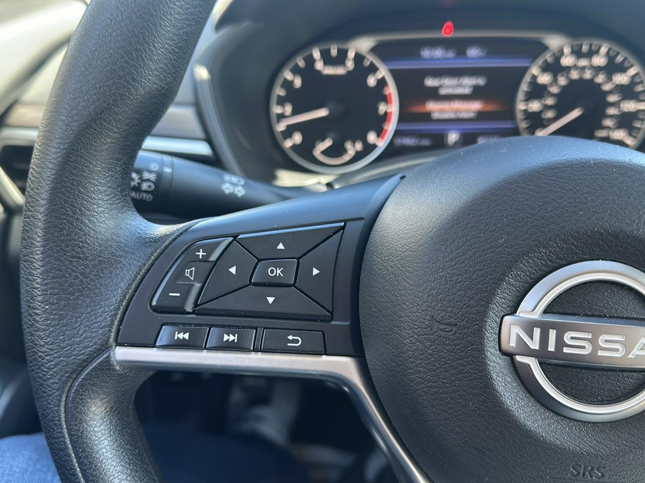 Nissan Altima 2.5 SV Sedan 2024