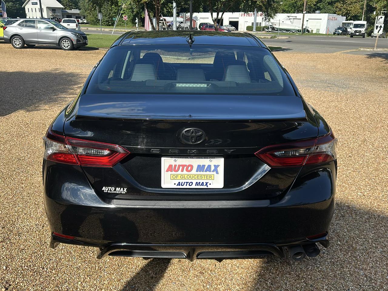 Toyota Camry SE Auto (Natl) 2022