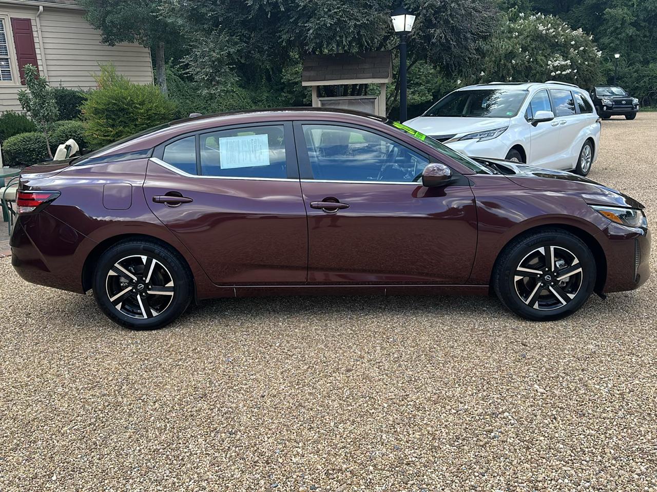 Nissan Sentra SV CVT 2025
