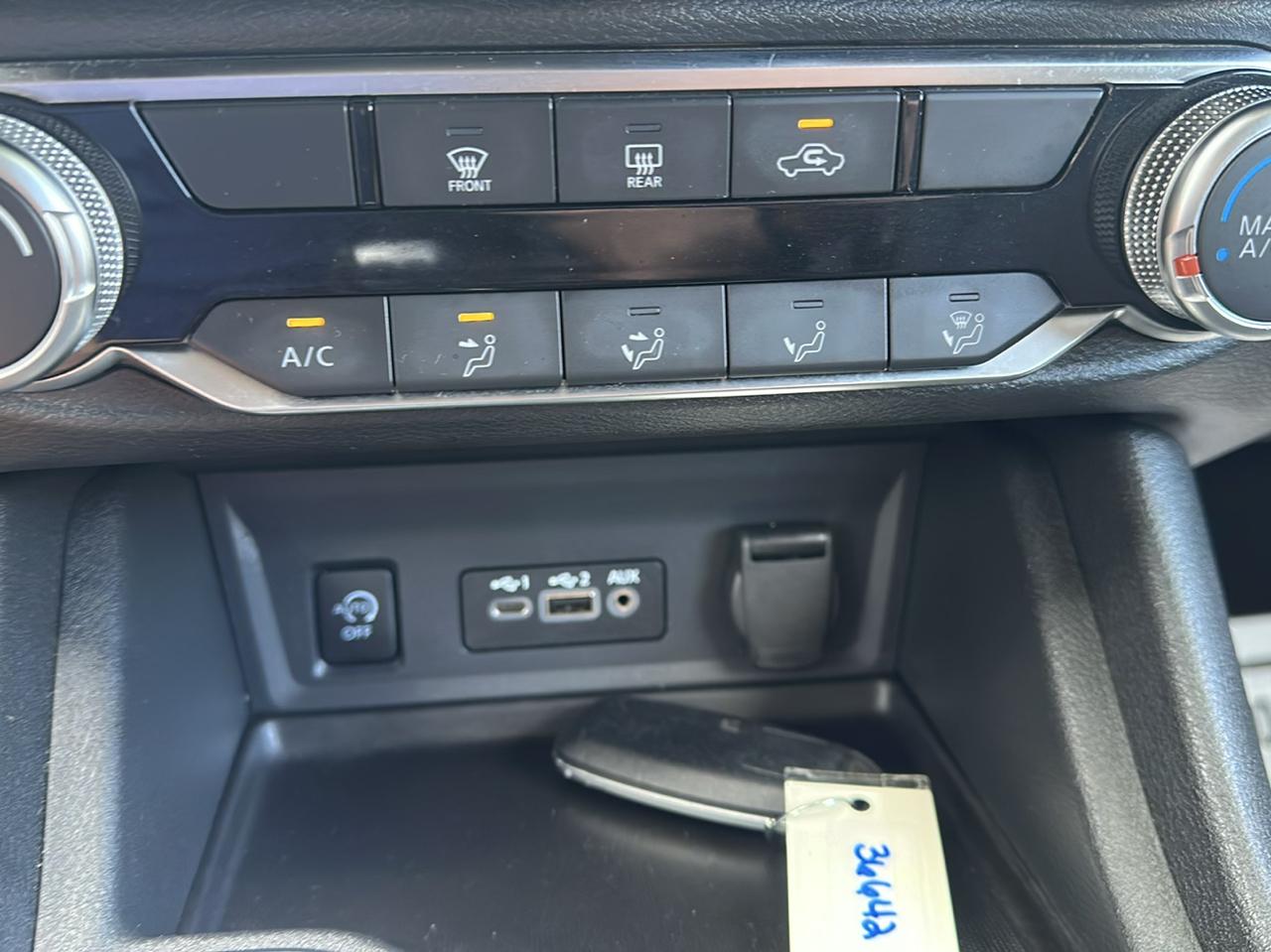 Nissan Sentra SV CVT 2025