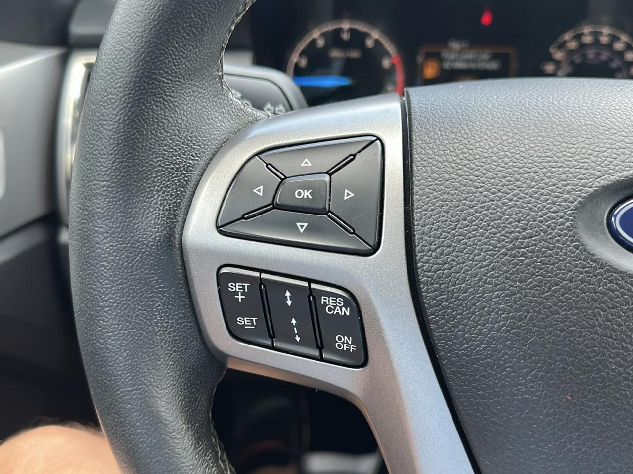 Ford Ranger LARIAT 4WD SuperCrew 5' Box 2022