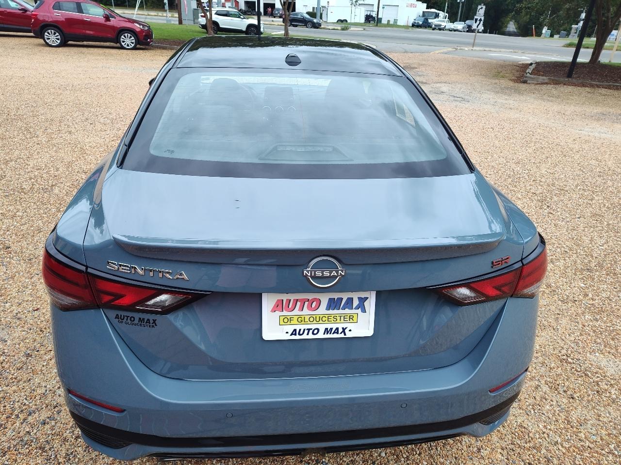 Nissan Sentra SR CVT 2025