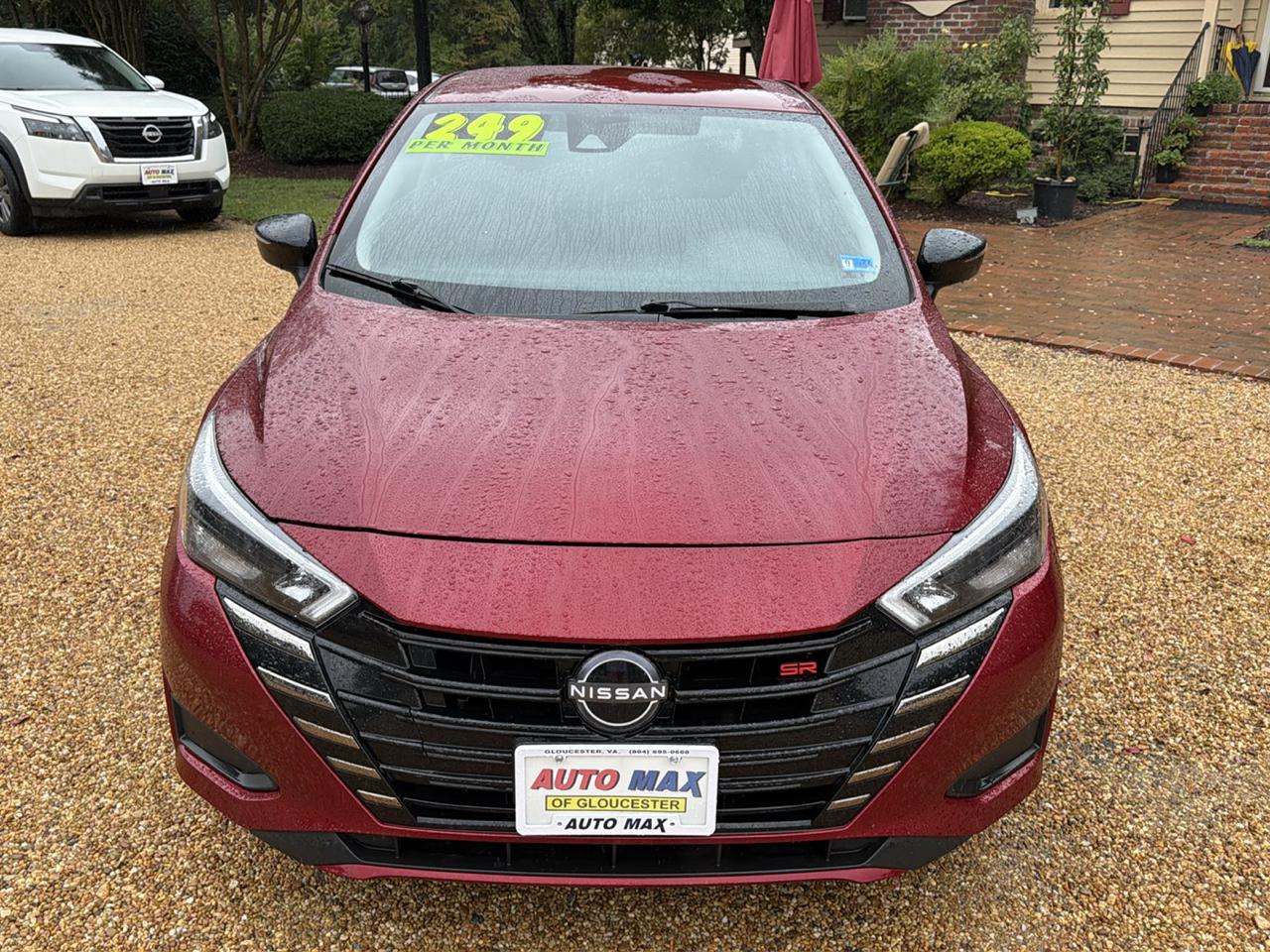 Nissan Versa SR CVT 2024