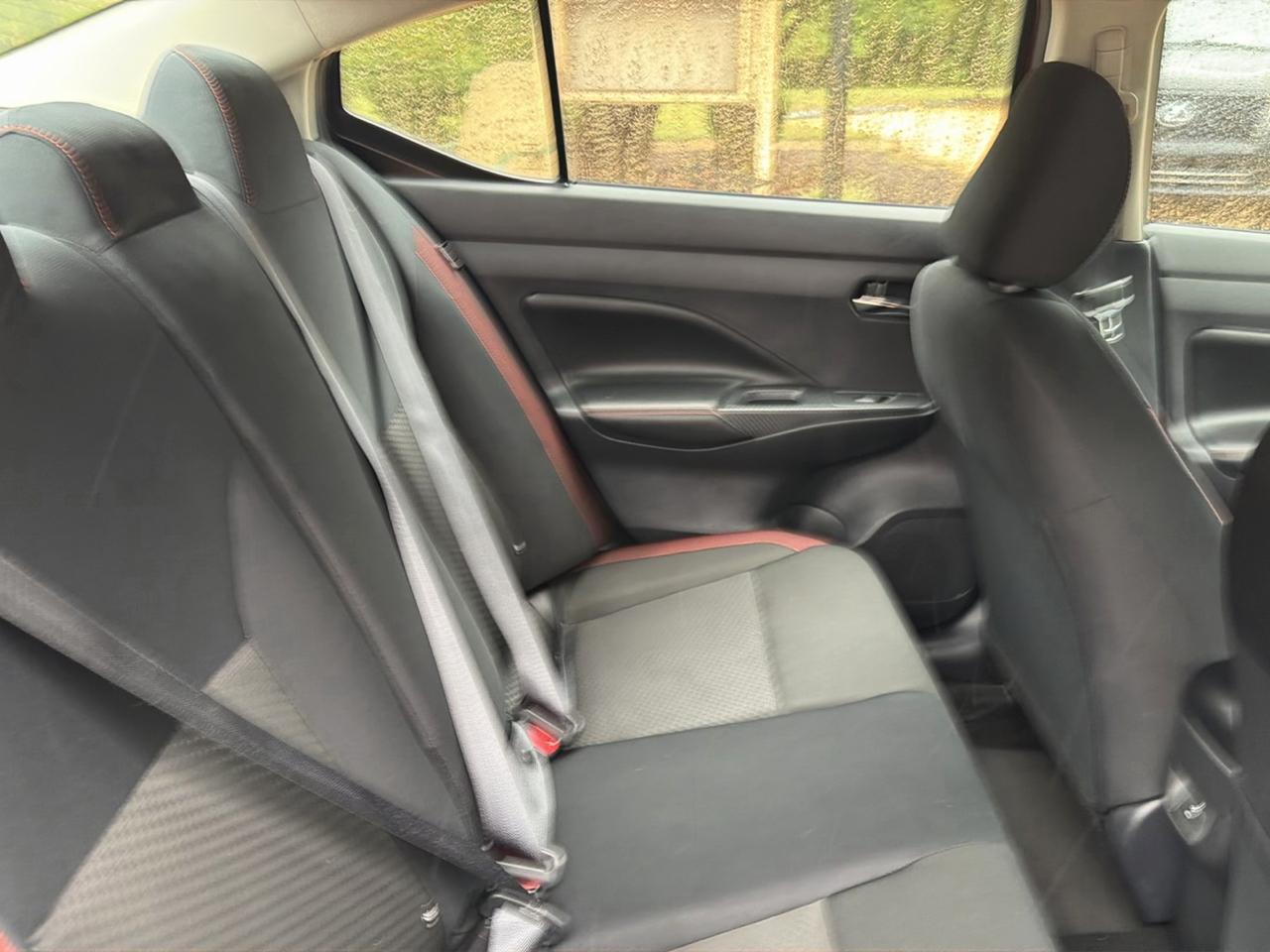 Nissan Versa SR CVT 2024