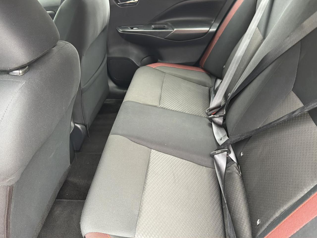Nissan Versa SR CVT 2024