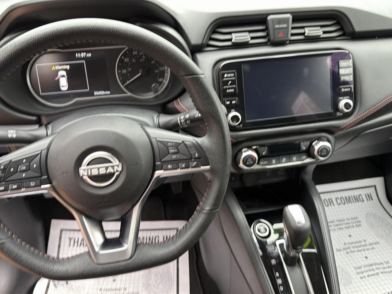 Nissan Versa SR CVT 2024