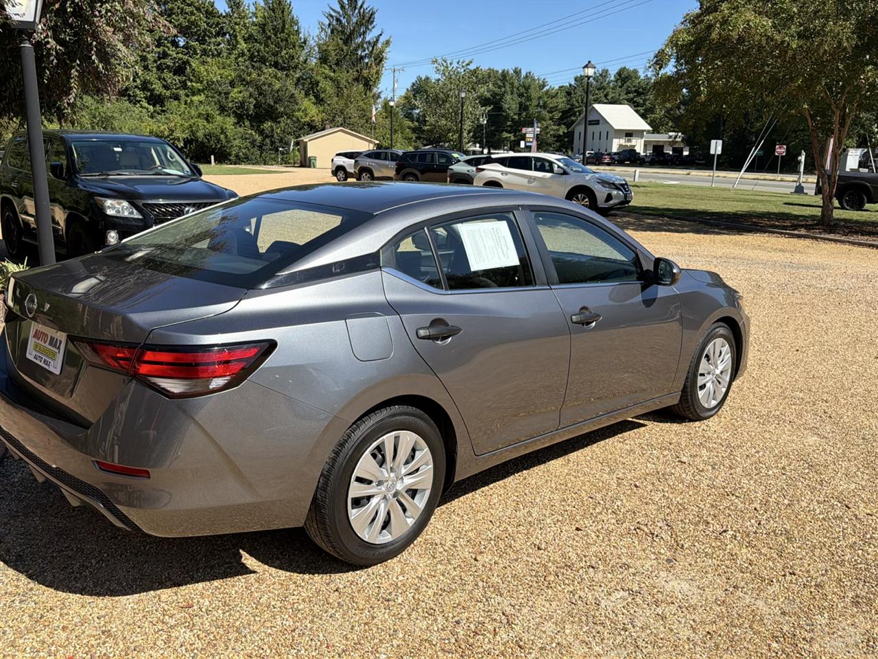 Nissan Sentra S CVT 2024