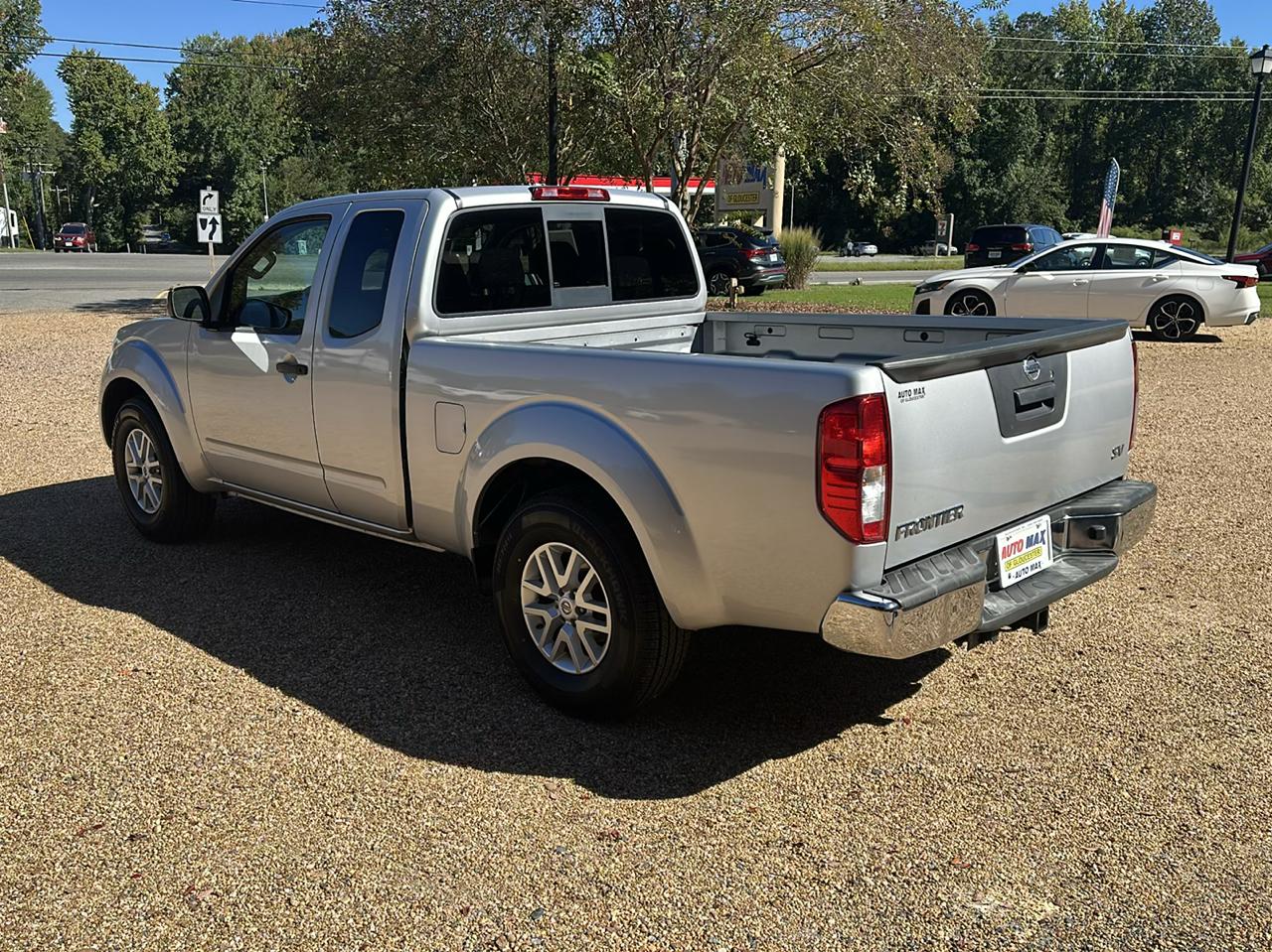 Nissan Frontier 2WD King Cab I4 Manual SV 2016