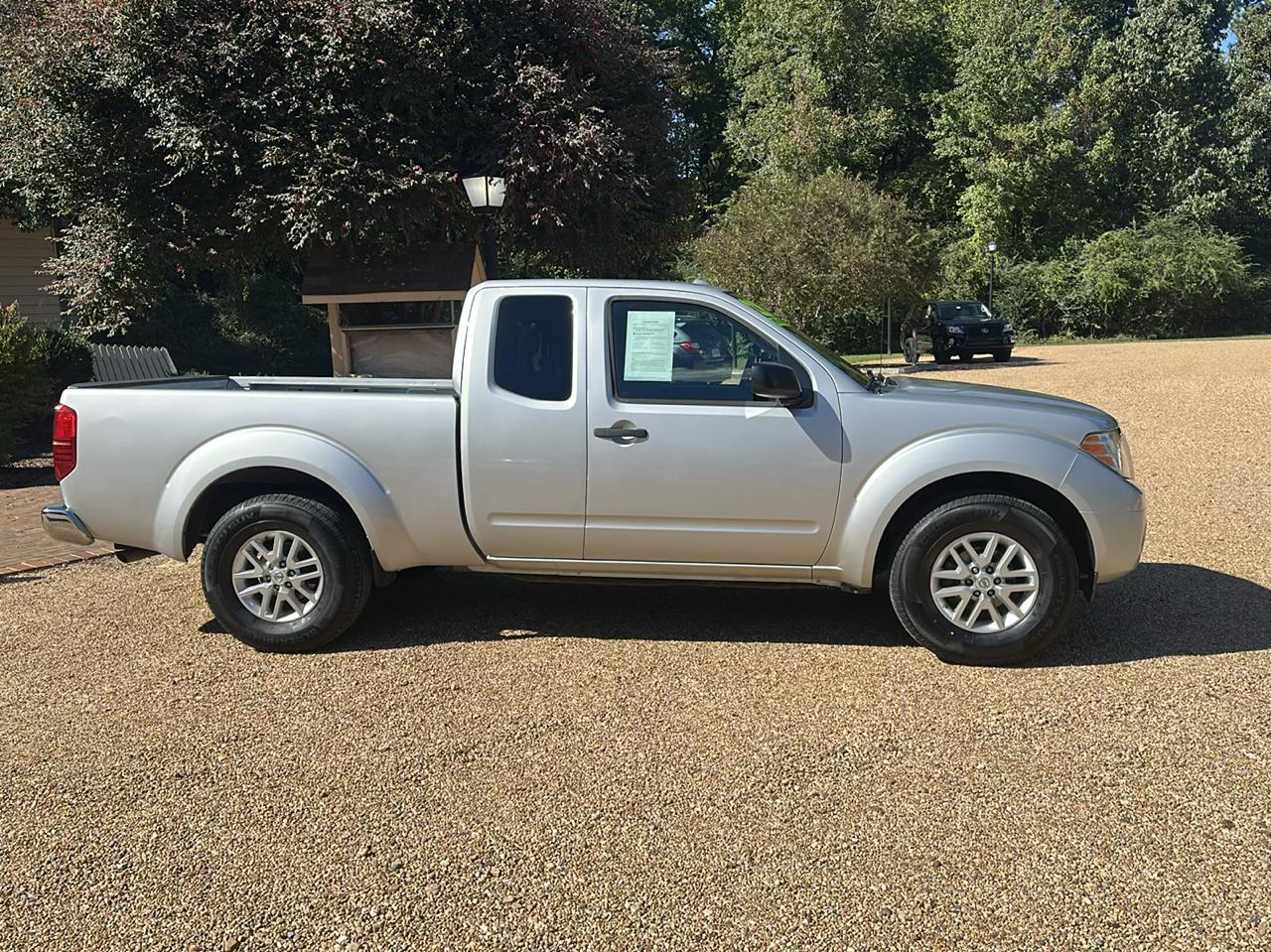 Nissan Frontier 2WD King Cab I4 Manual SV 2016