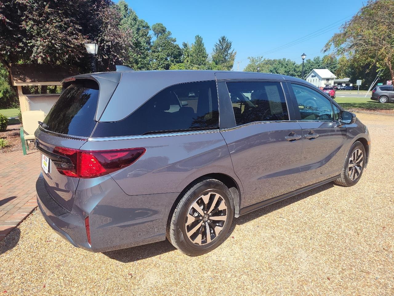 Honda Odyssey EX-L Auto 2025