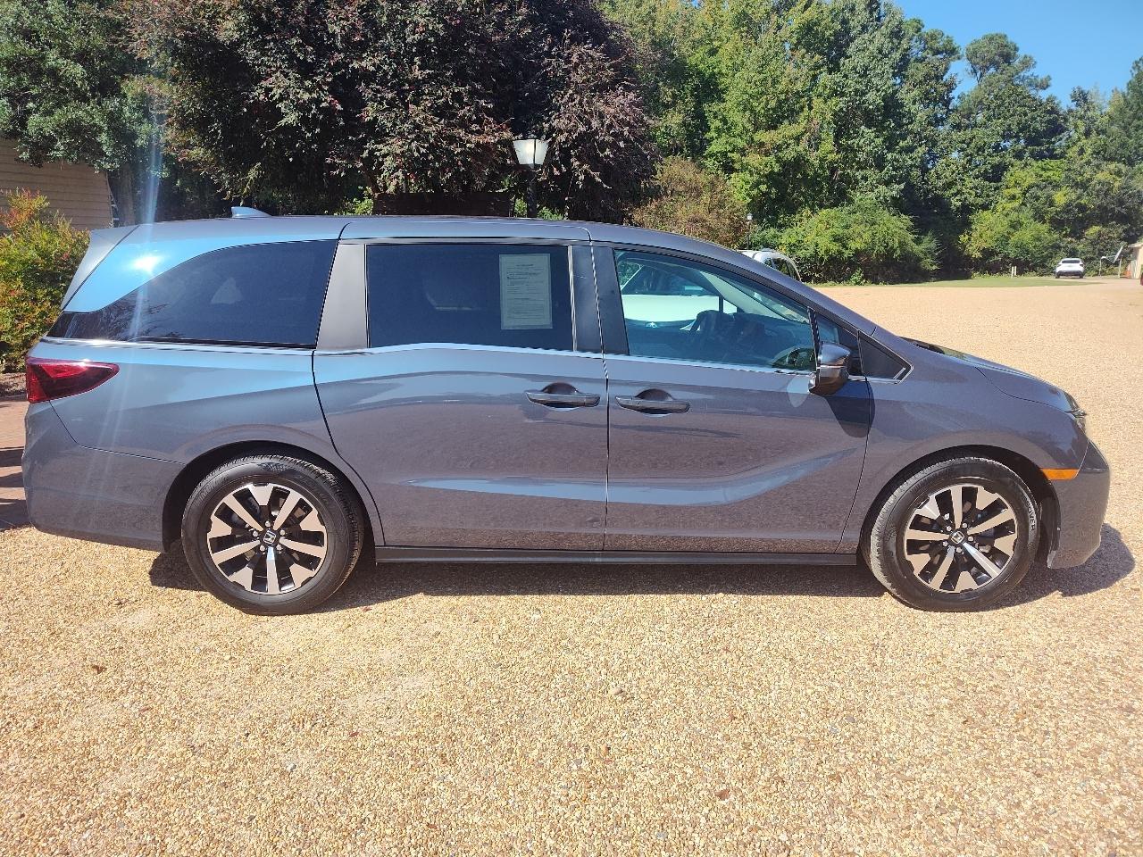 Honda Odyssey EX-L Auto 2025