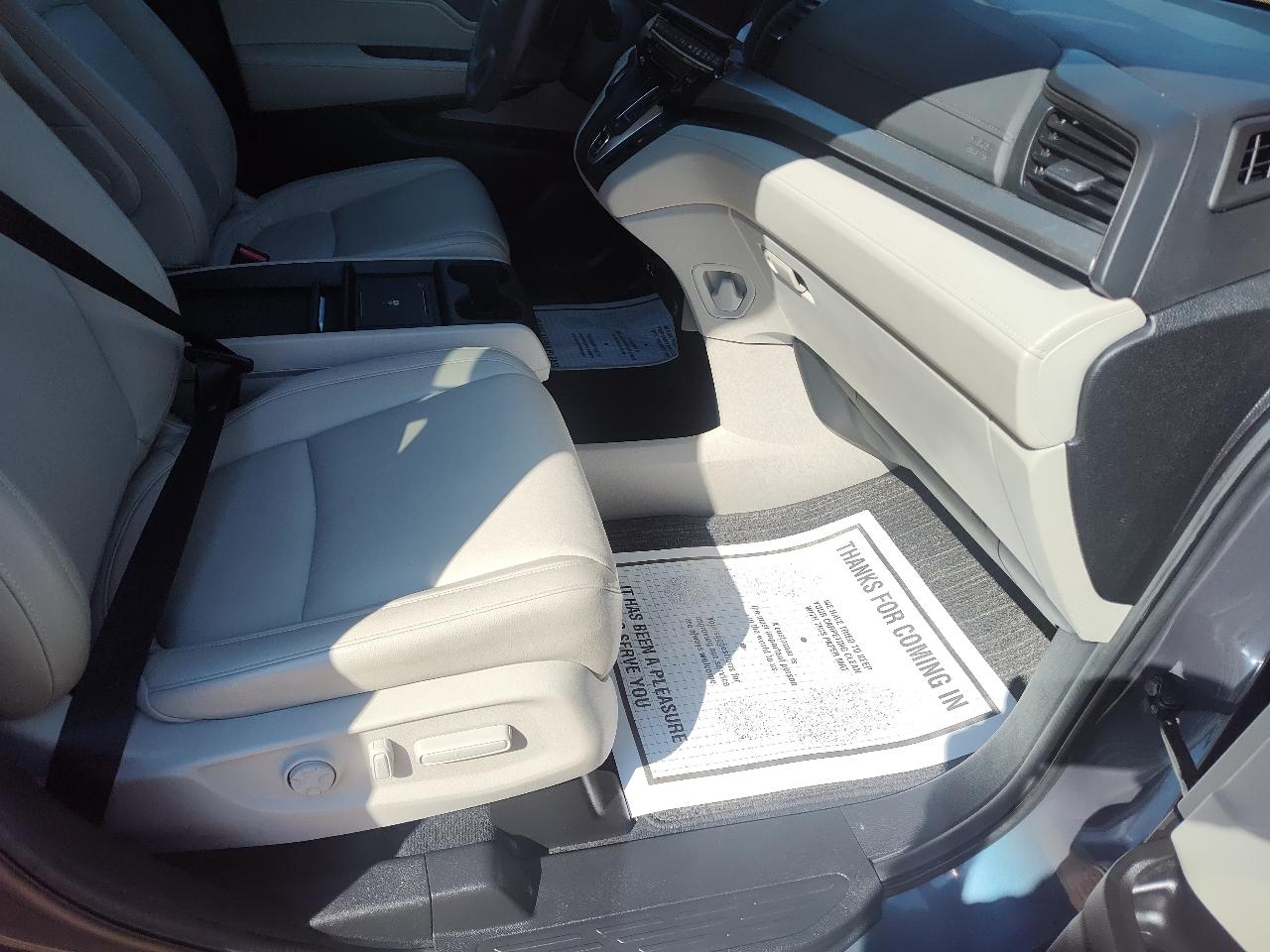 Honda Odyssey EX-L Auto 2025