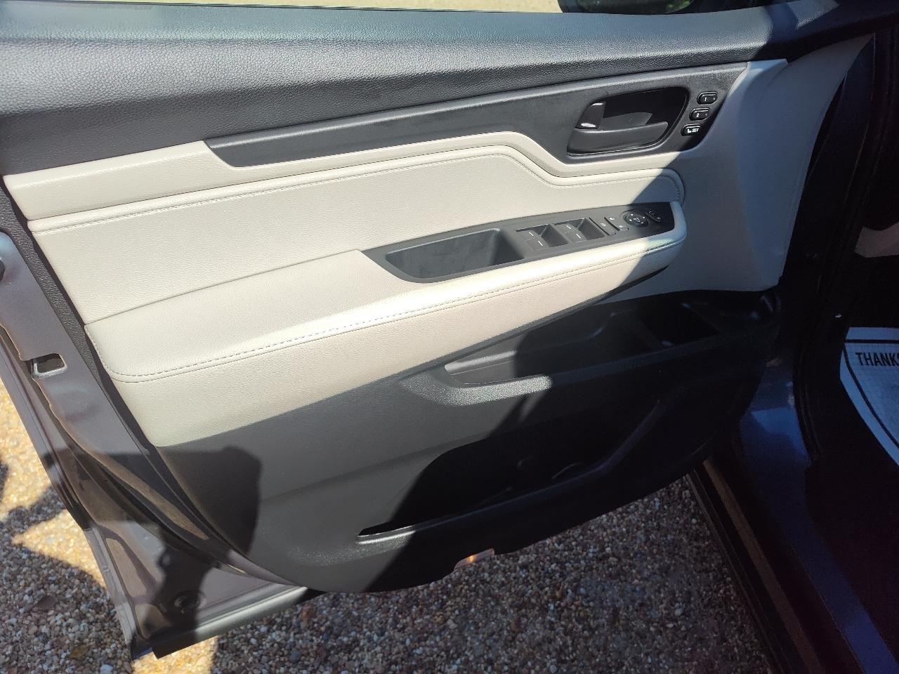 Honda Odyssey EX-L Auto 2025