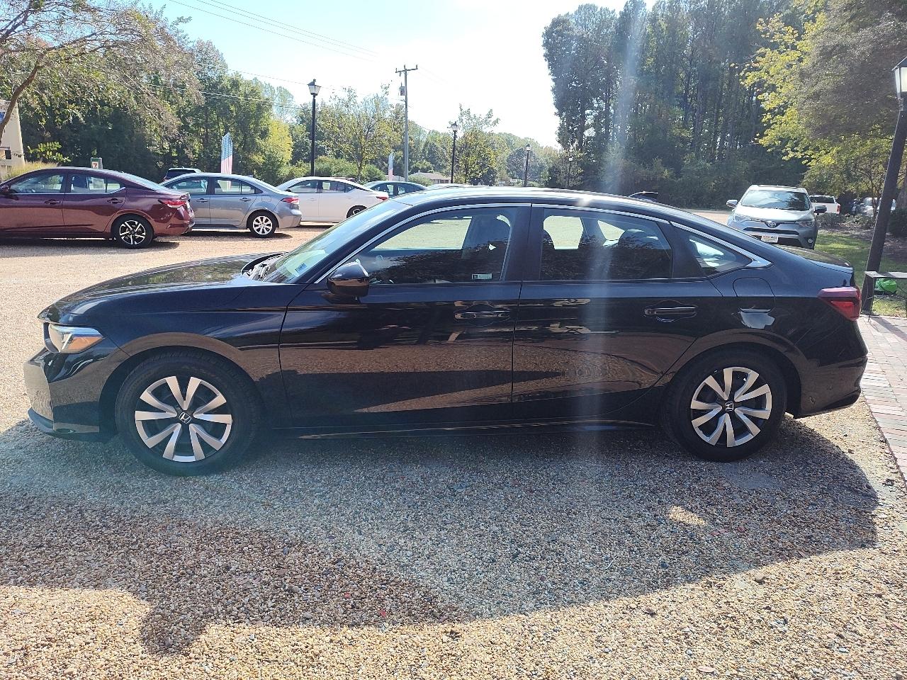 Honda Civic Sedan LX CVT 2025