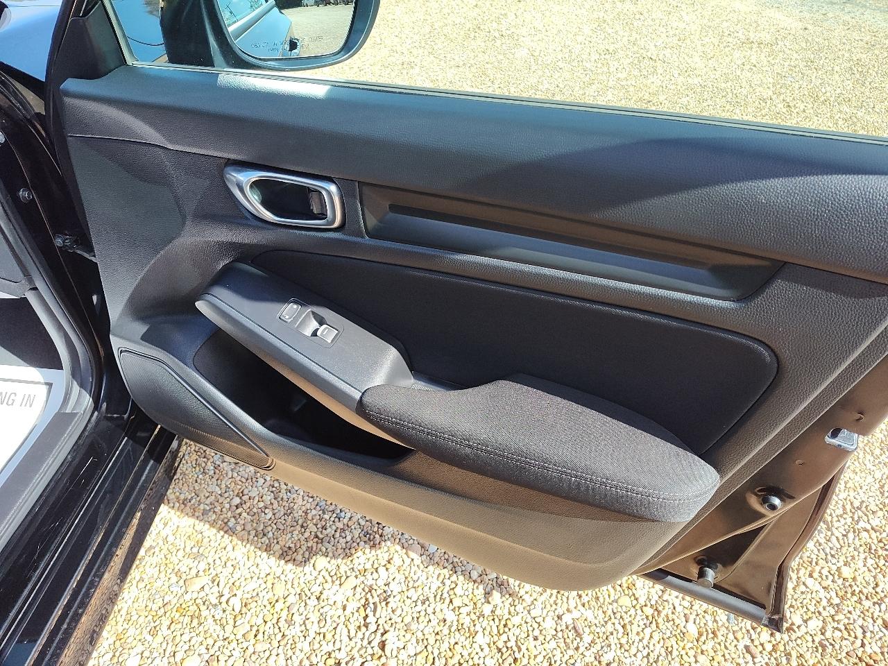 Honda Civic Sedan LX CVT 2025