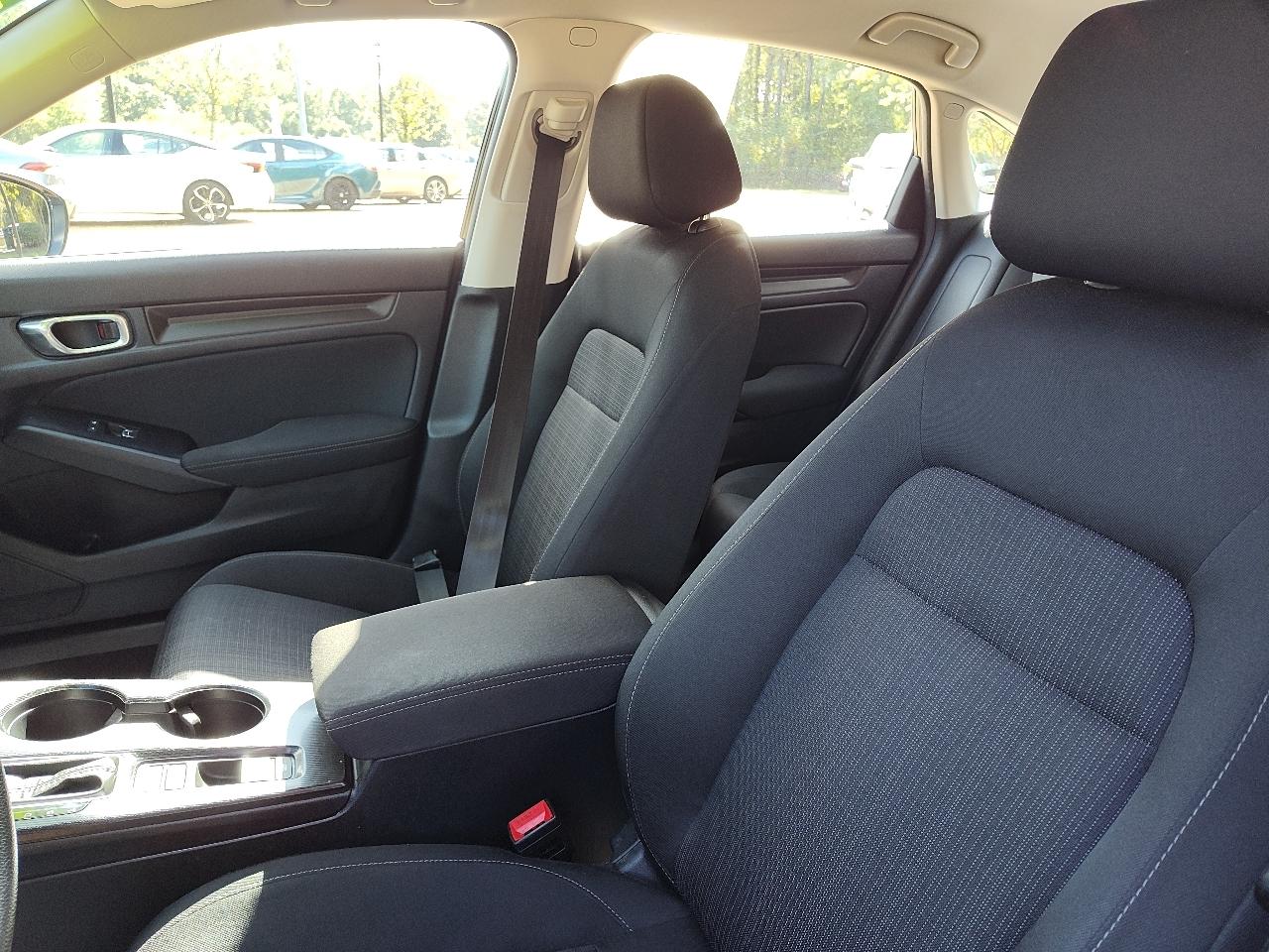 Honda Civic Sedan LX CVT 2025