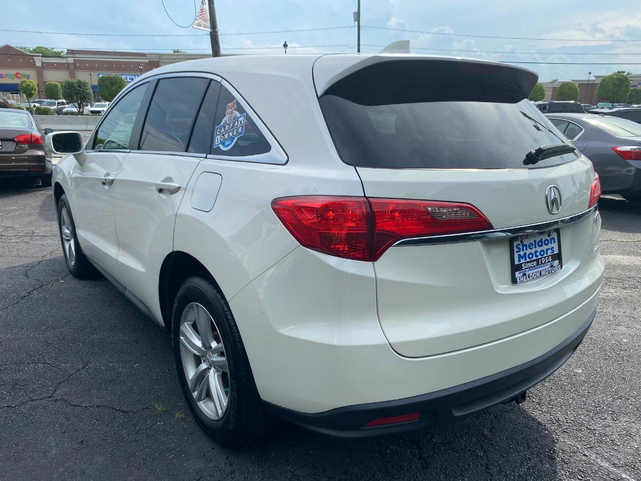 View vehicle photo 6