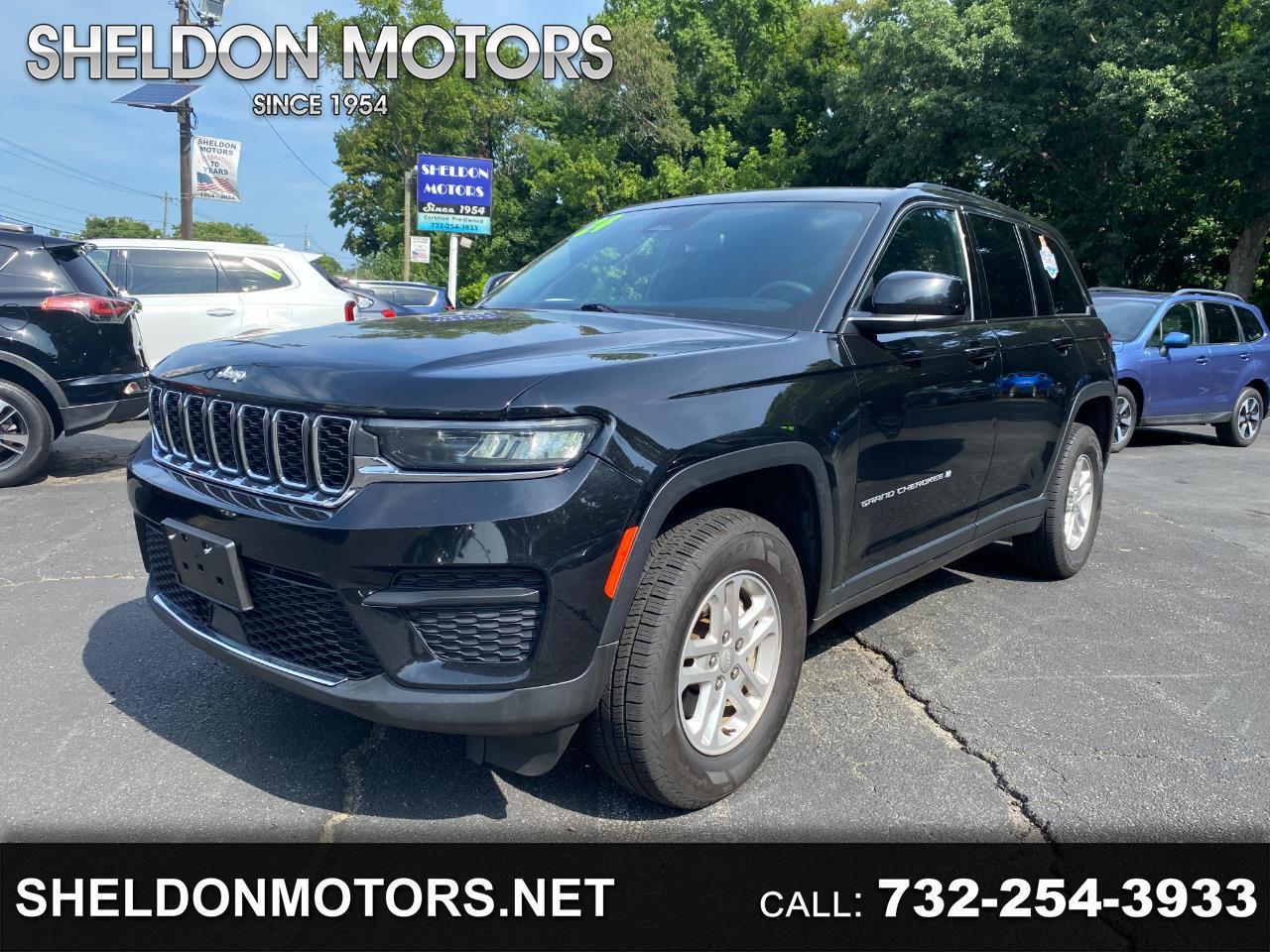 2024 Jeep Grand Cherokee Laredo 4WD