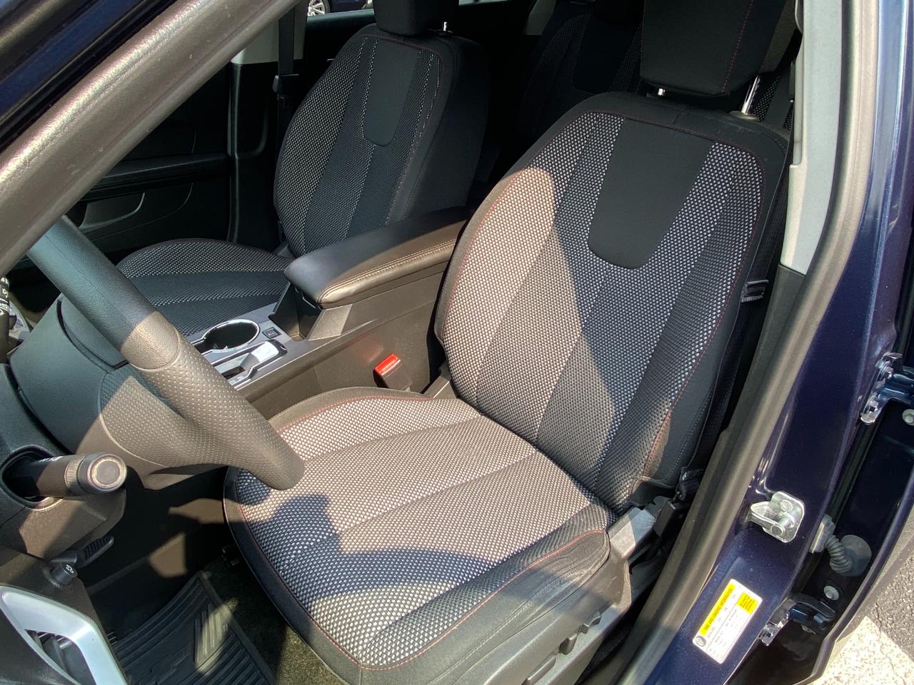2017 Chevrolet Equinox LT - Photo 9