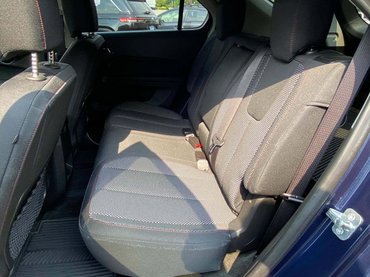 2017 Chevrolet Equinox LT - Photo 10