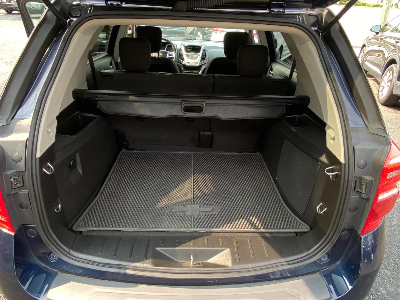 2017 Chevrolet Equinox LT - Photo 13