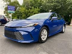 2025 Toyota Camry Hybrid 