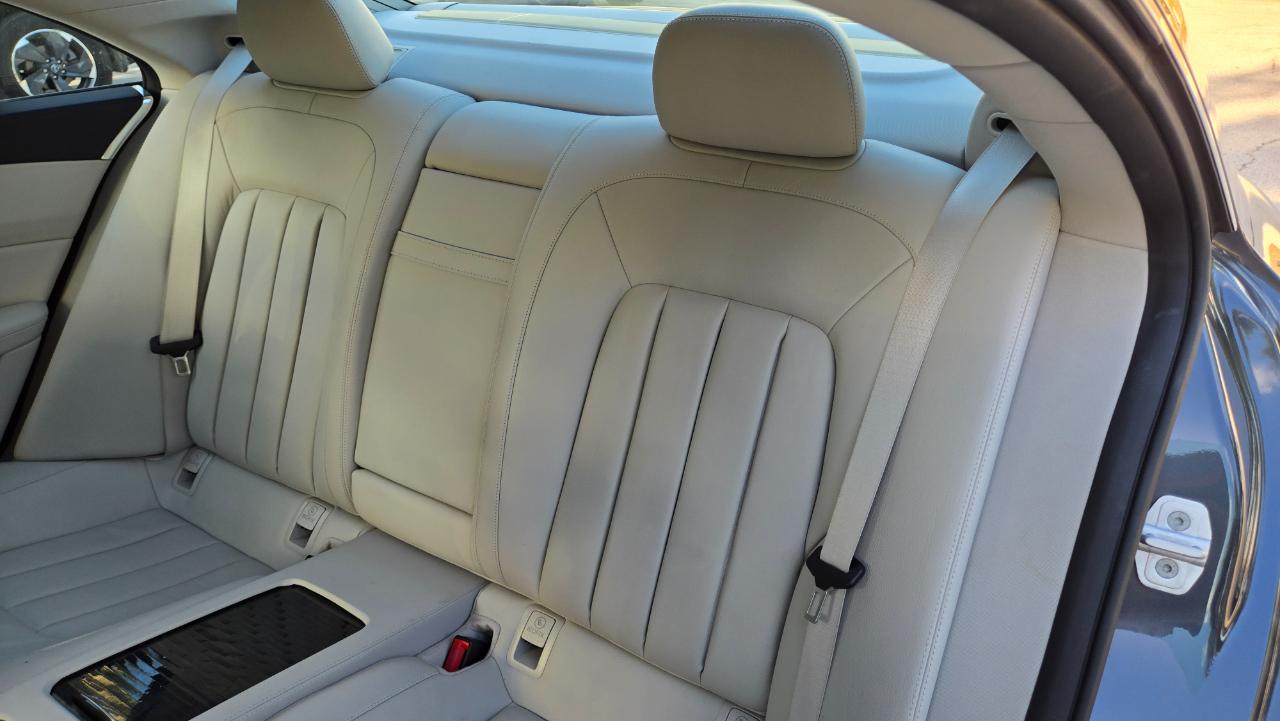 Mercedes-Benz CLS-Class CLS550 4MATIC 2016