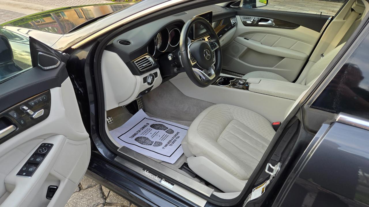 Mercedes-Benz CLS-Class CLS550 4MATIC 2016