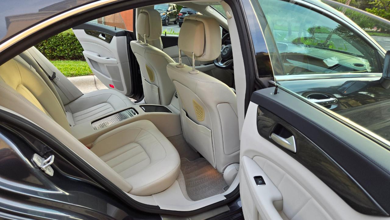 Mercedes-Benz CLS-Class CLS550 4MATIC 2016
